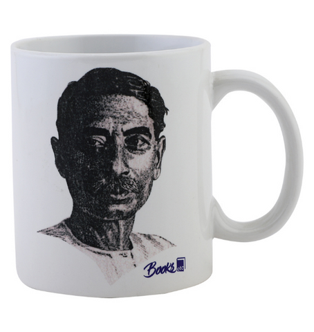 I am not a book worm, I am a book dragon Mug